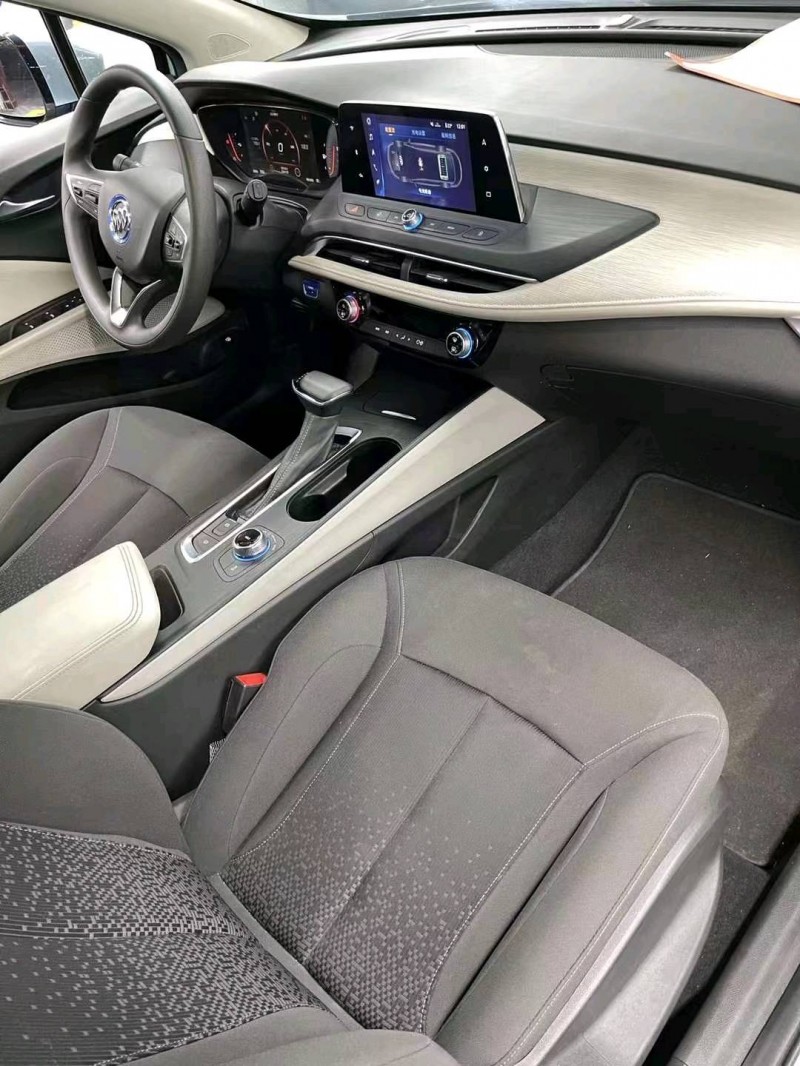 成都22年别克微蓝7