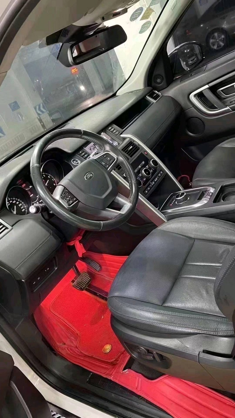 成都18年路虎发现神行5