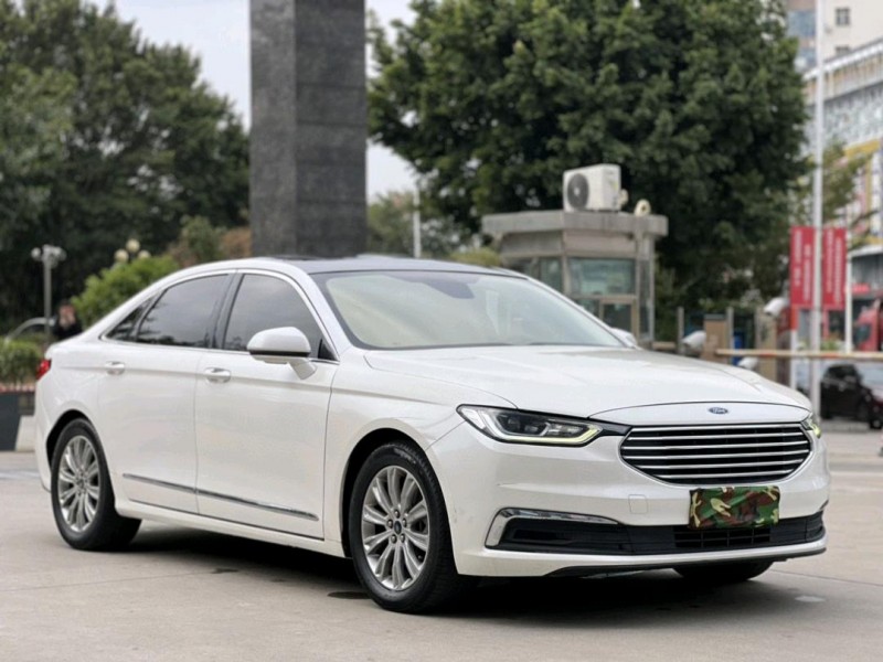 东莞20年福特金牛座2