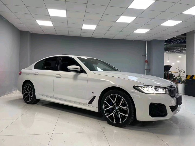 成都21年宝马5系3