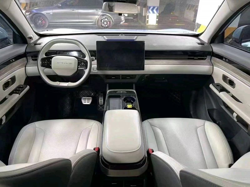 成都22年奇瑞捷途大圣8