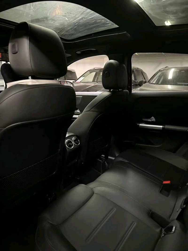 成都21年奔驰CLA2