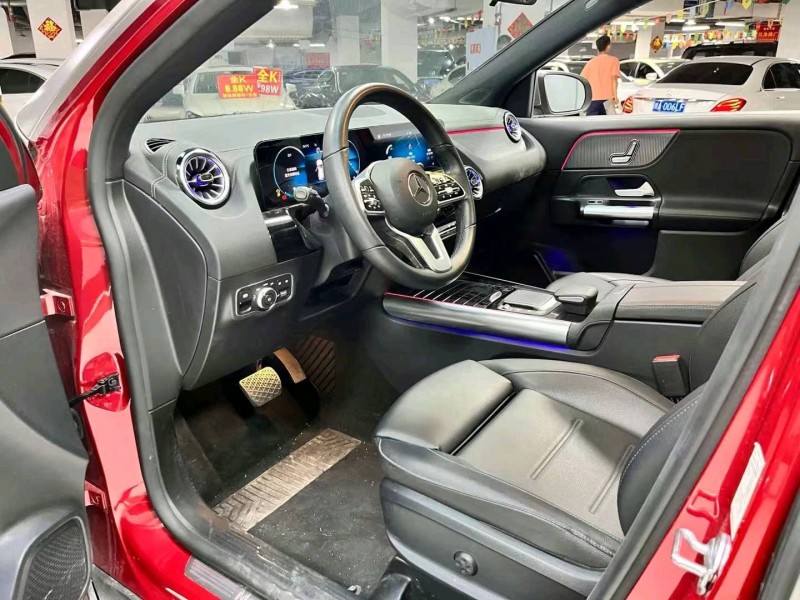 成都21年奔驰GLA6