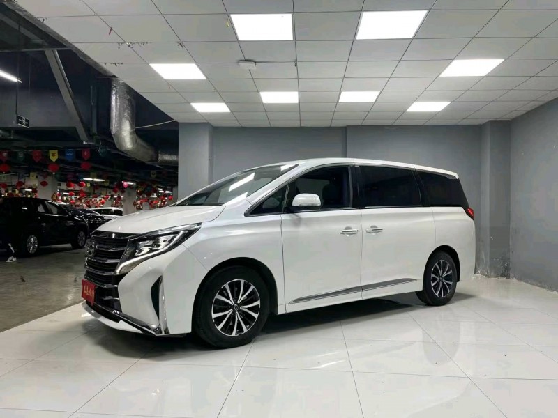 成都21年传祺M83