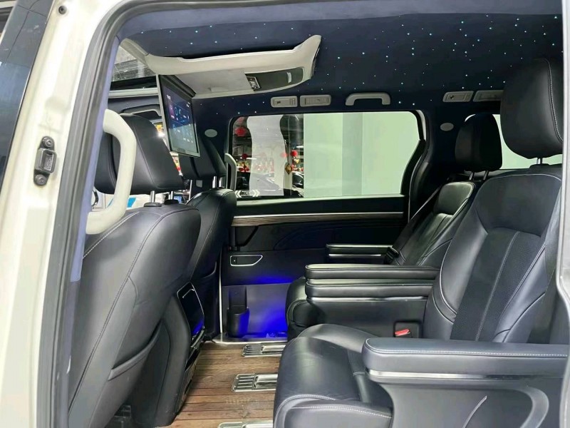 成都21年传祺M87