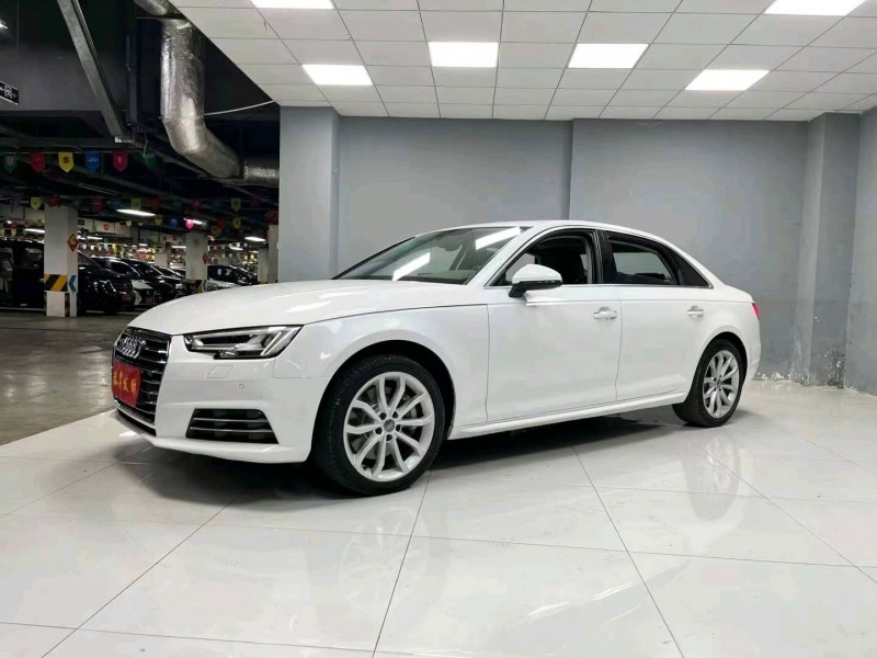 成都17年奥迪A4L5