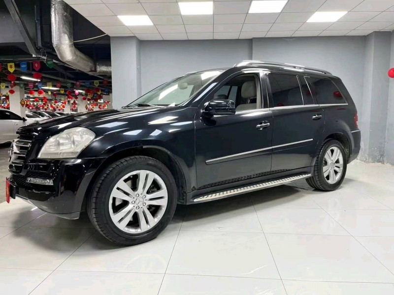 成都12年奔驰GL3