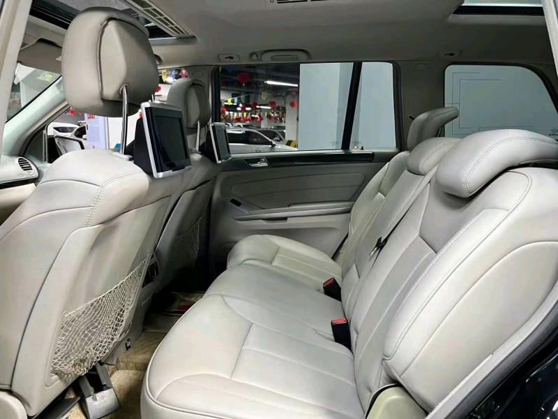 成都12年奔驰GL7