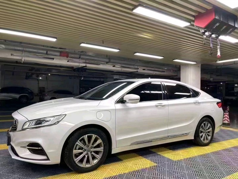 成都20年吉利博瑞2