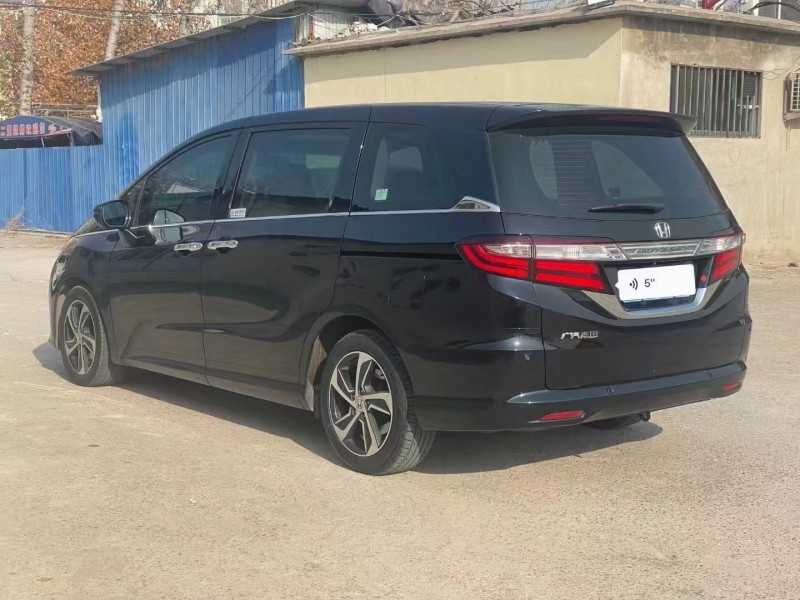 济宁18年本田奥德赛8