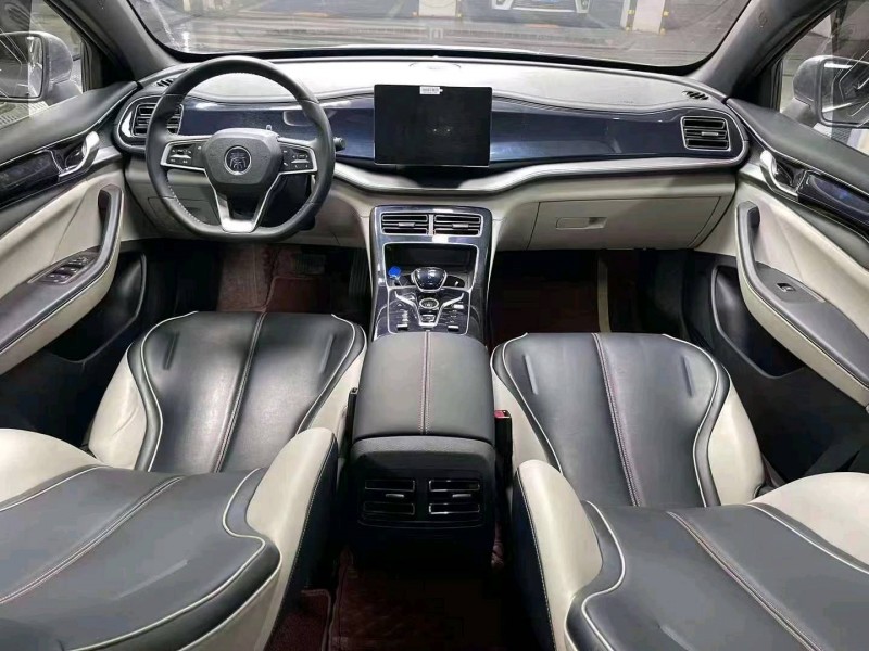 成都21年比亚迪秦9