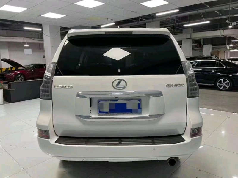 成都14年雷克萨斯GX5