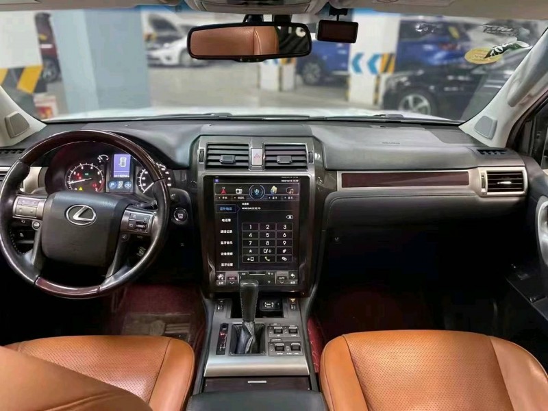 成都14年雷克萨斯GX6