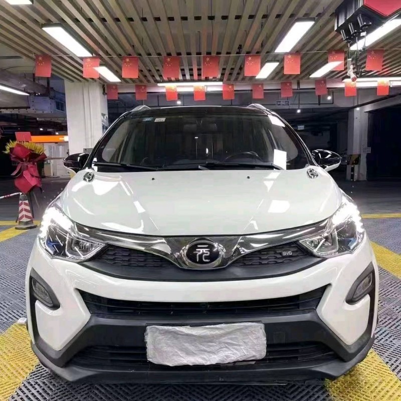 成都17年比亚迪元1