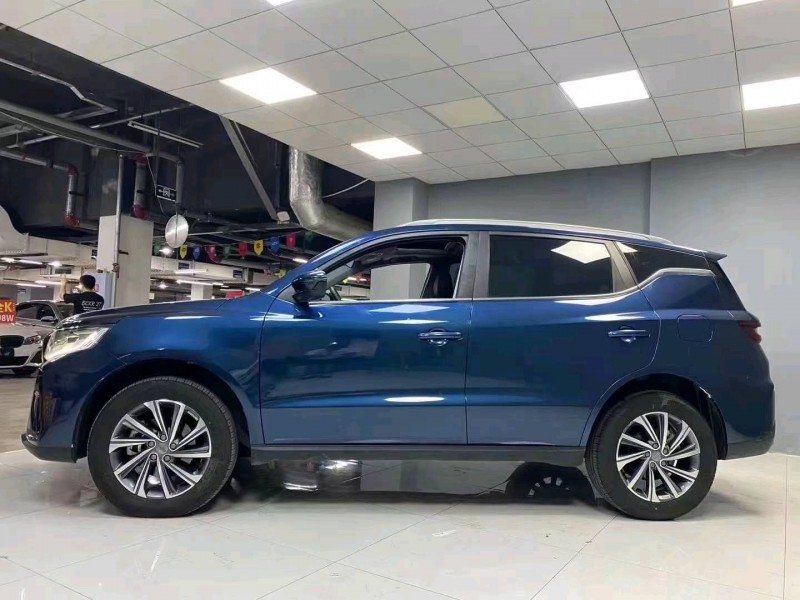 成都22年吉利远景X64