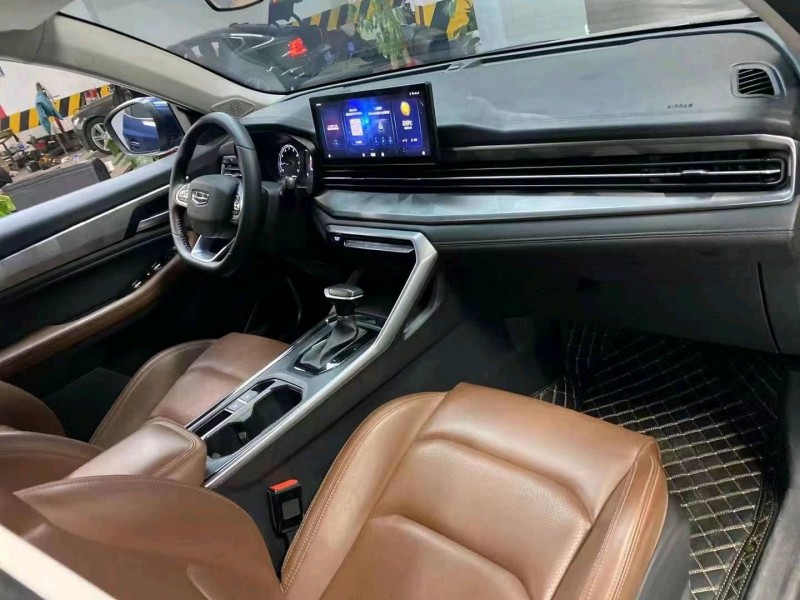 成都22年吉利远景X68