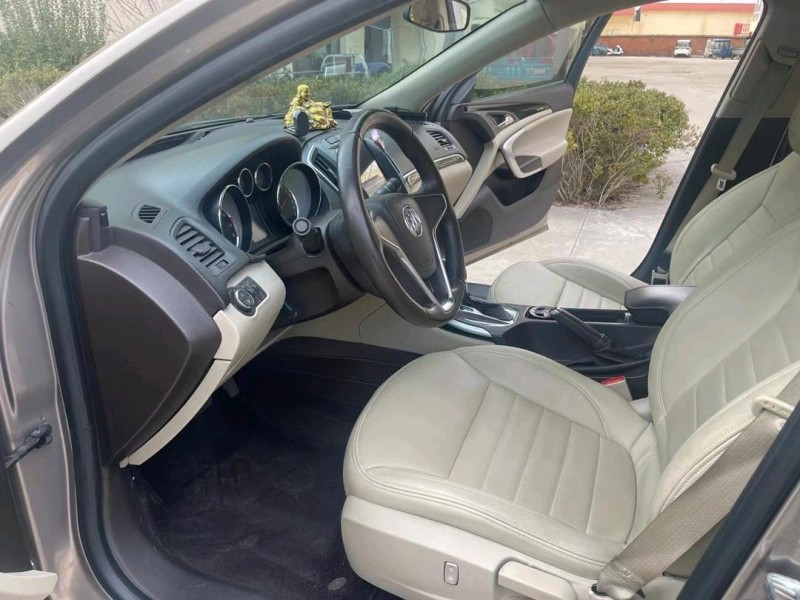 徐州14年别克君威5