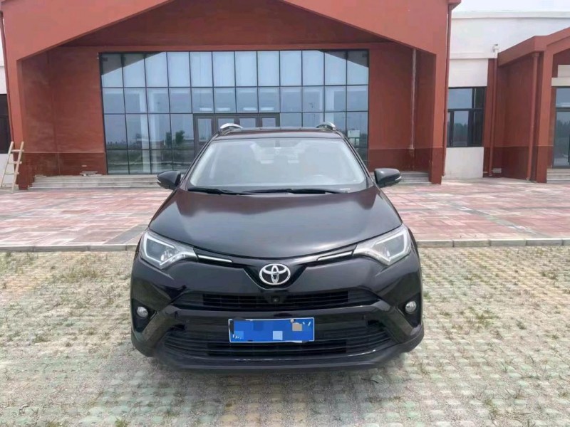 湖州19年豐田RAV4榮放1