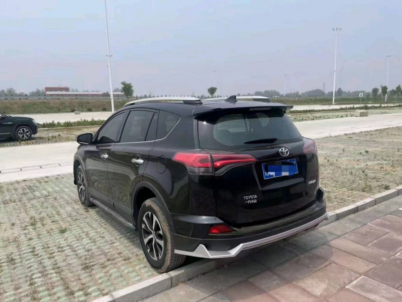 湖州19年豐田RAV4榮放5