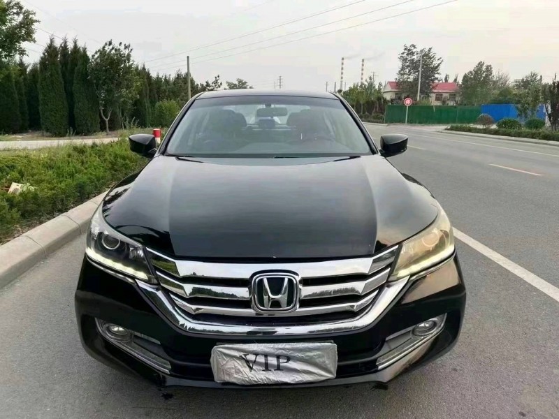 枣庄16年本田雅阁1