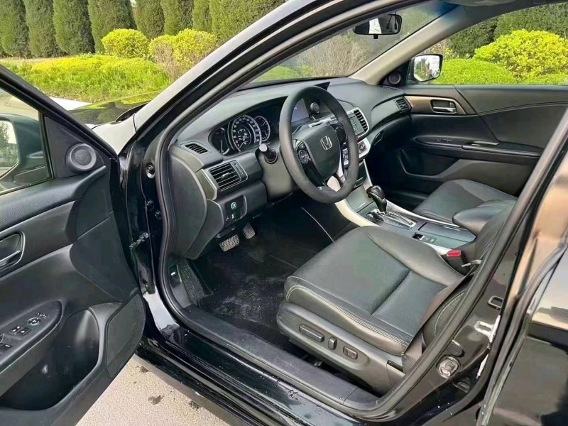 枣庄16年本田雅阁6