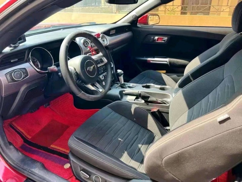 东营16年福特野马7