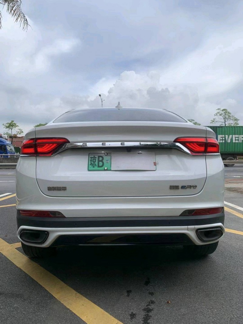 佛山21年吉利星越2