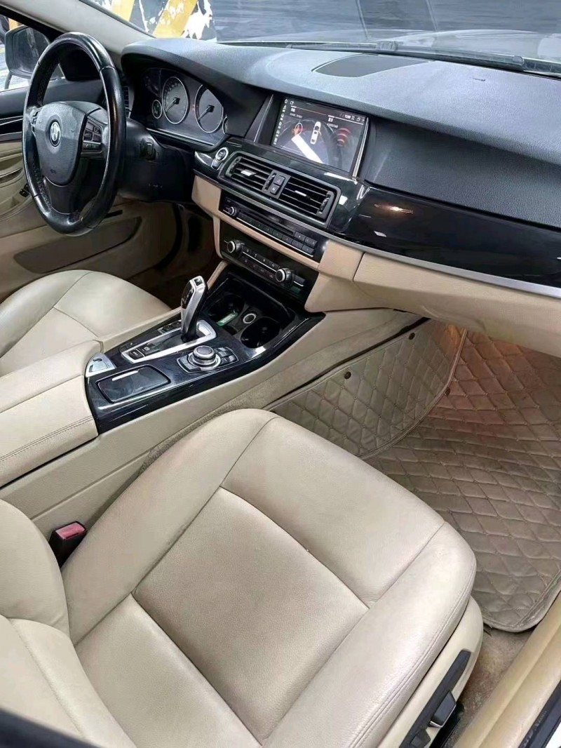 成都14年宝马5系8