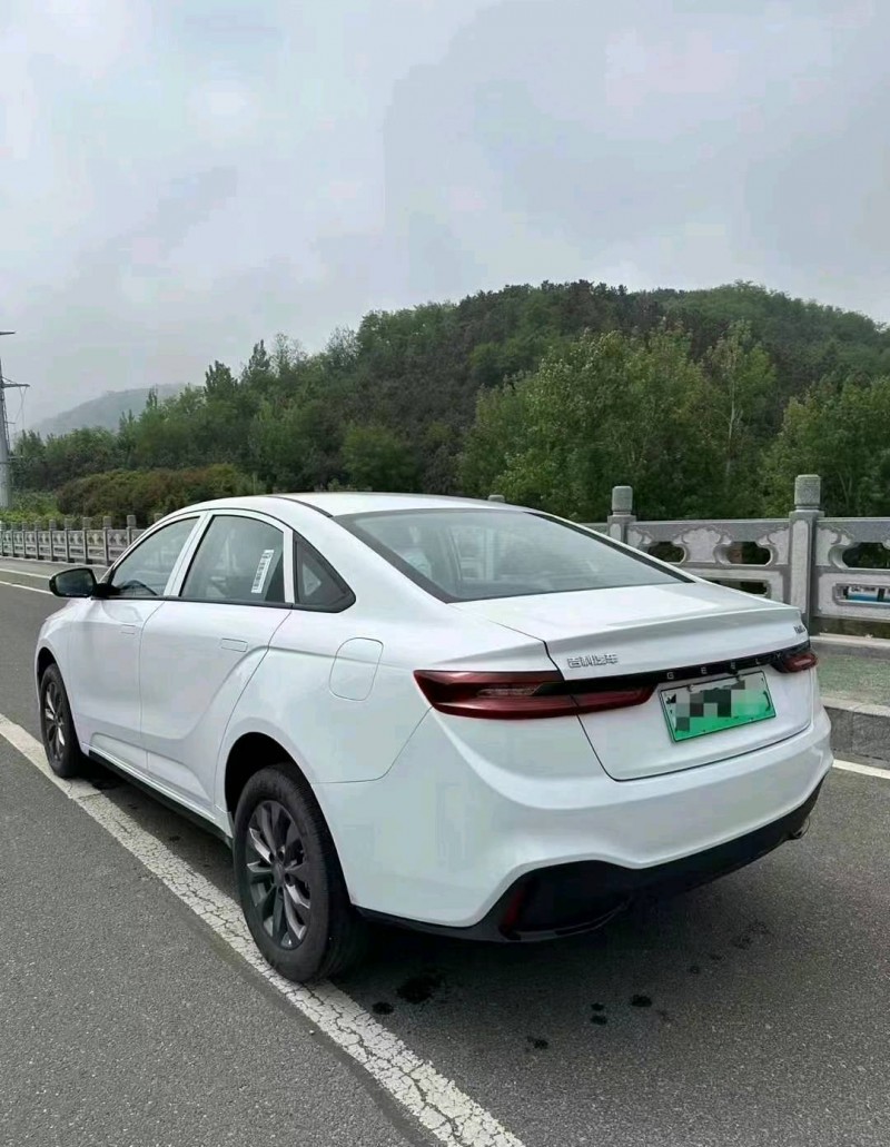 东营24年吉利几何9