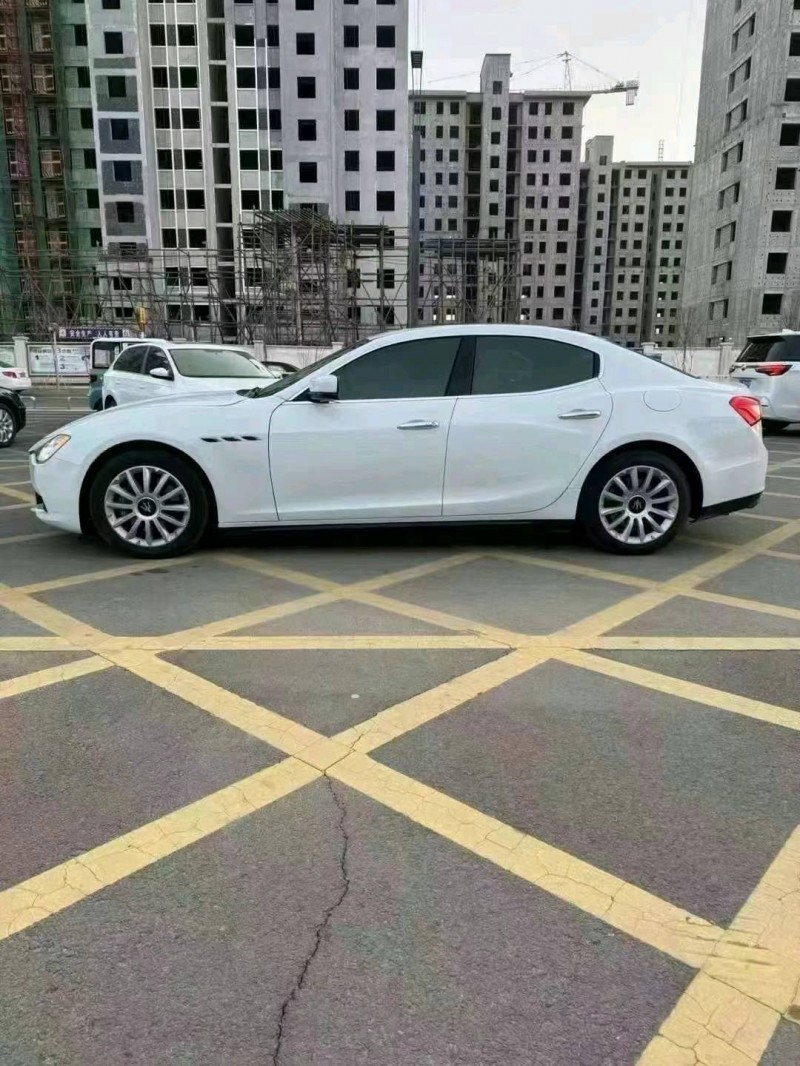 保定15年玛莎拉蒂Ghibli3