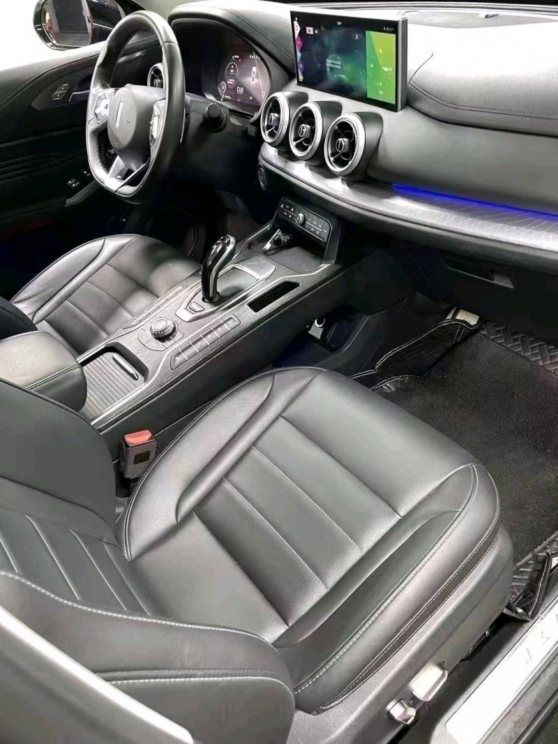 成都19年长城汽车WEY VV58