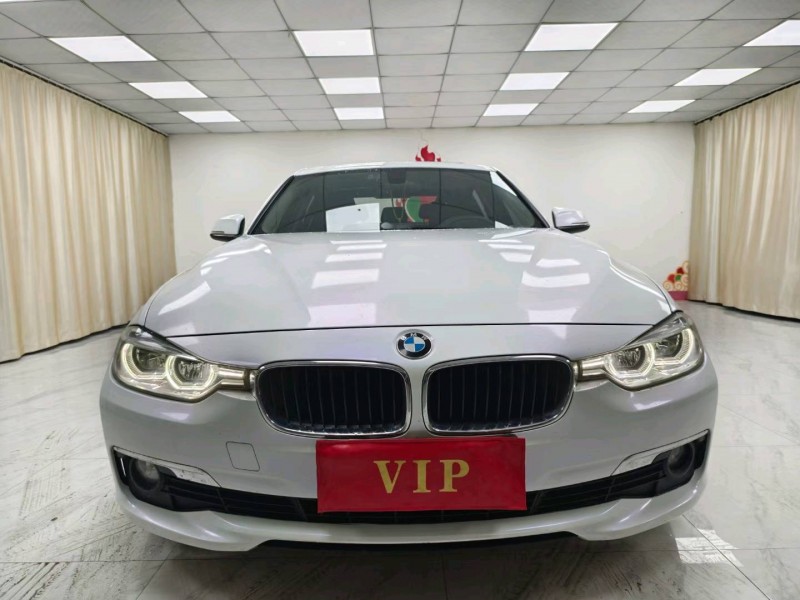 成都17年宝马7系1