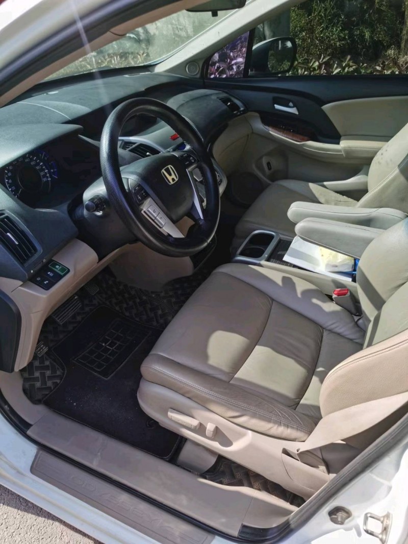 临沂13年本田奥德赛4