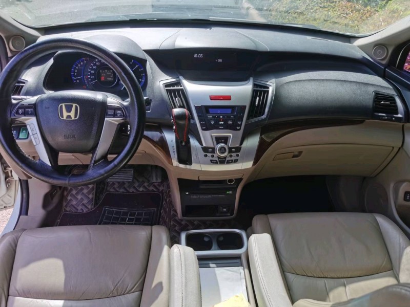 临沂13年本田奥德赛5