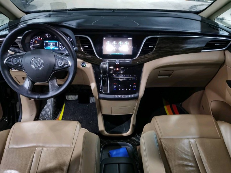 临沂17年别克GL85