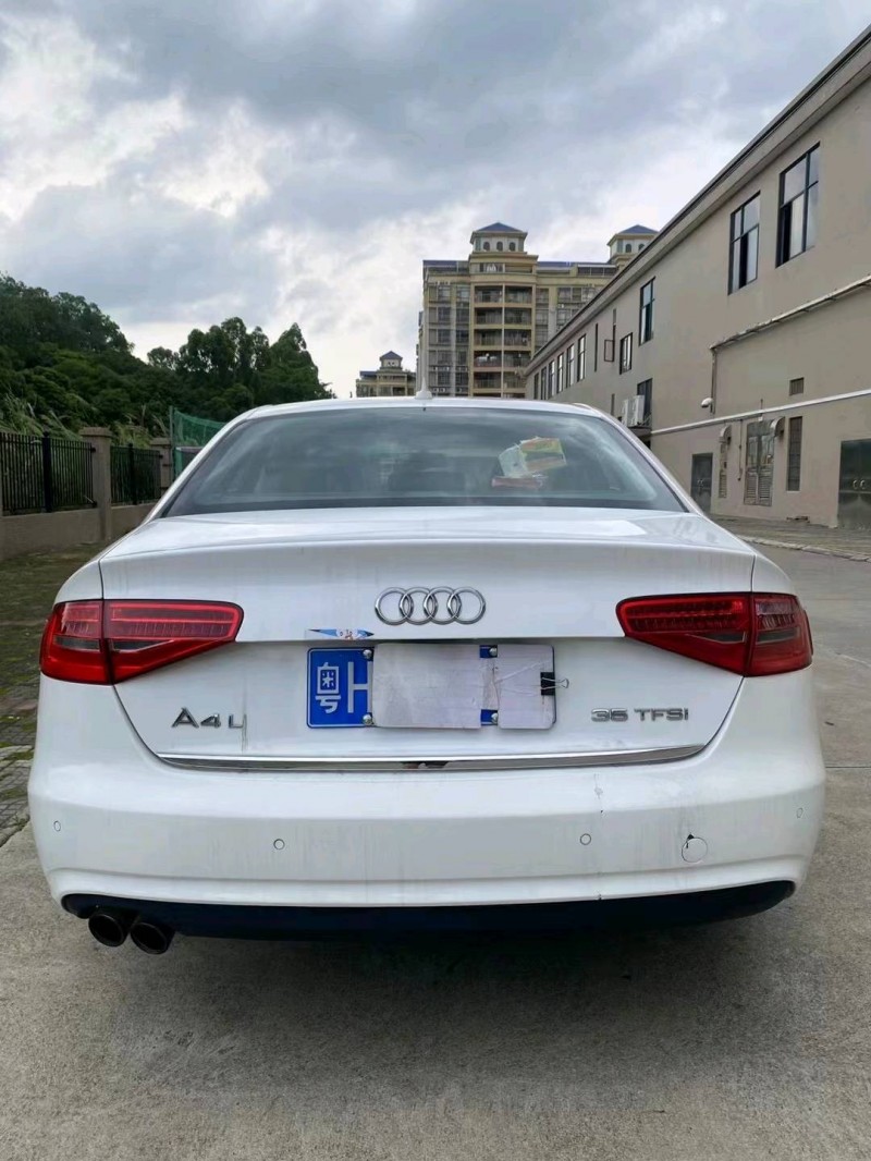 江门12年奥迪A4L9