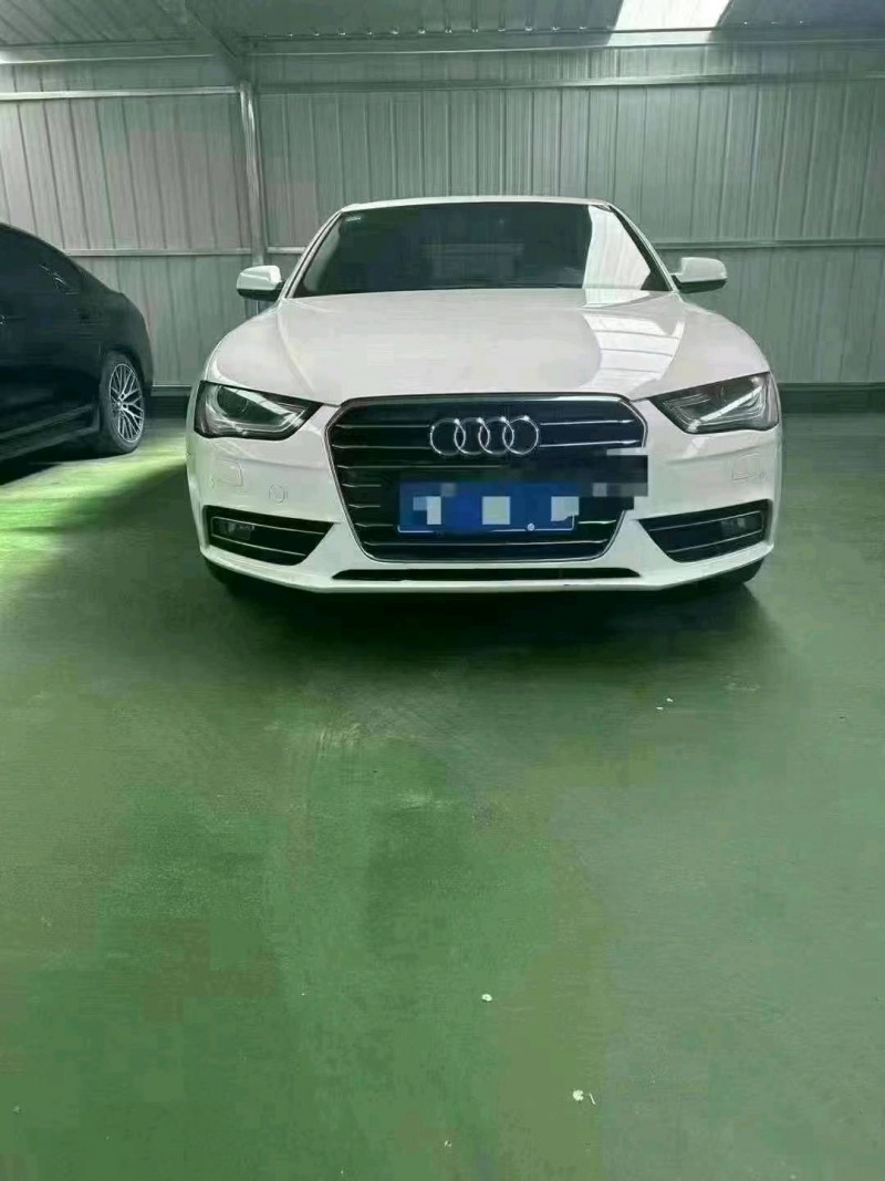 陽泉16年奧迪A4L1