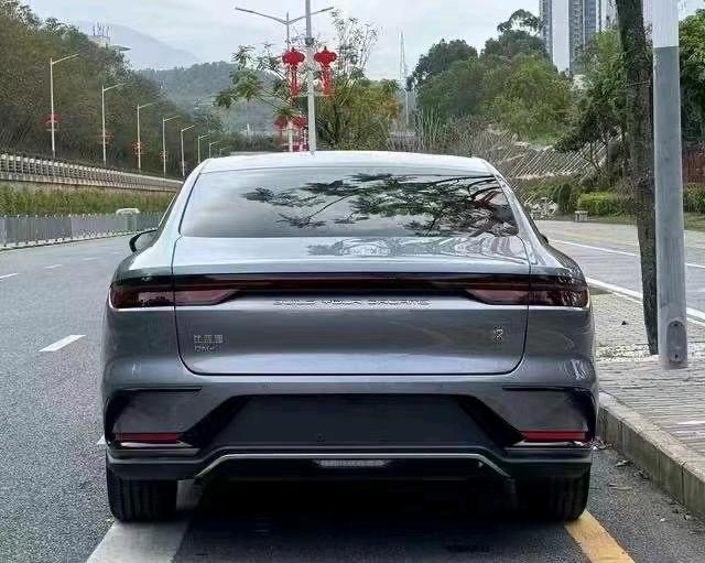 枣庄23年比亚迪汉DM2