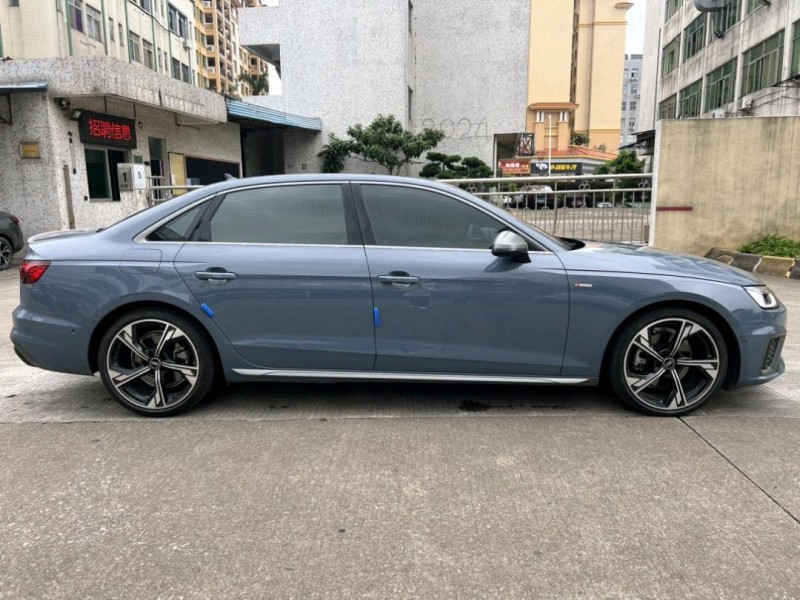 中山22年奥迪A4L3