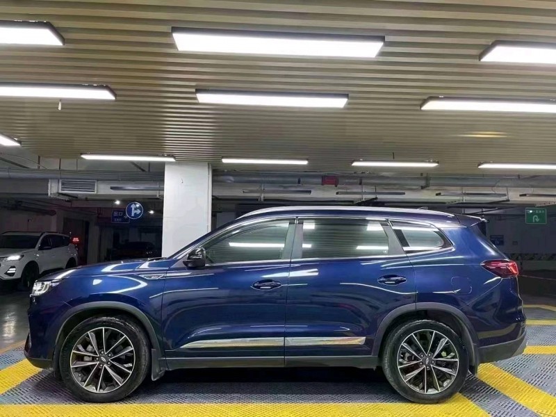 成都21年奇瑞瑞虎83