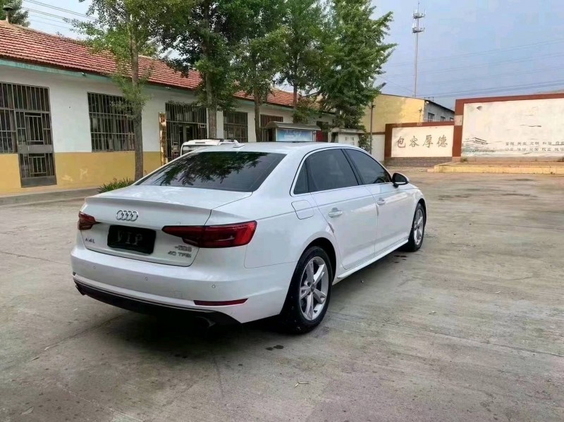潍坊17年奥迪A4L7