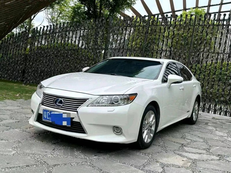 广州15年雷克萨斯ES2