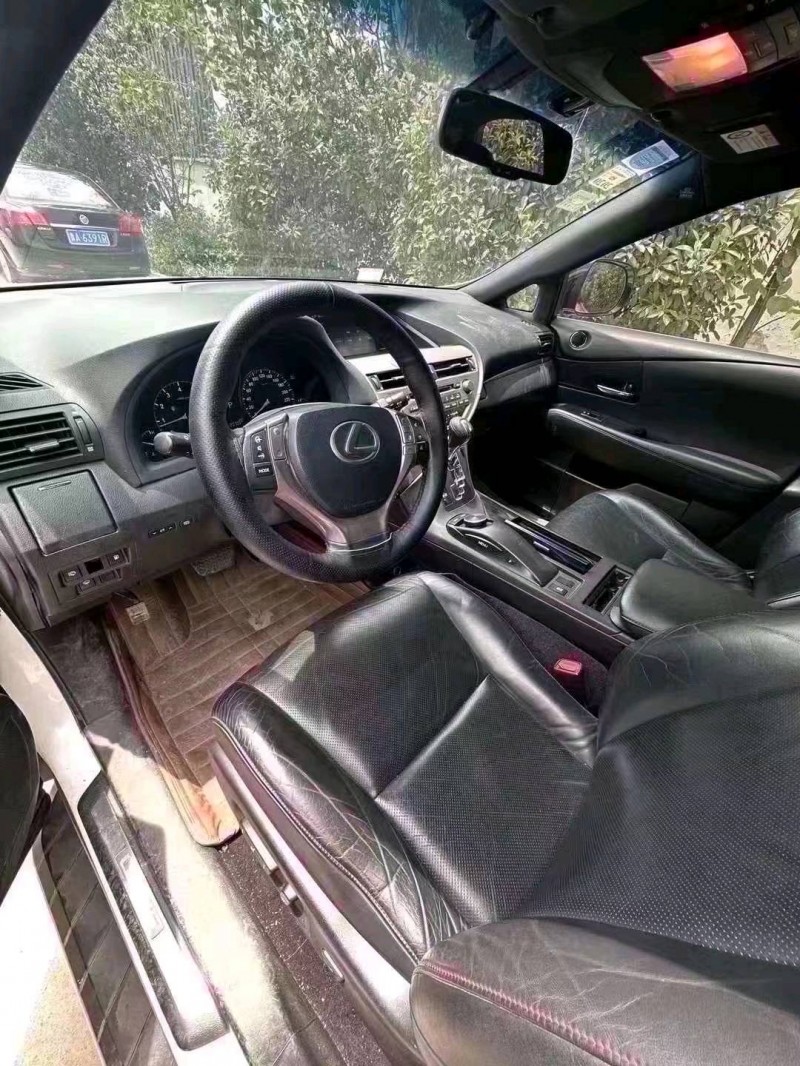 济南14年雷克萨斯RX4