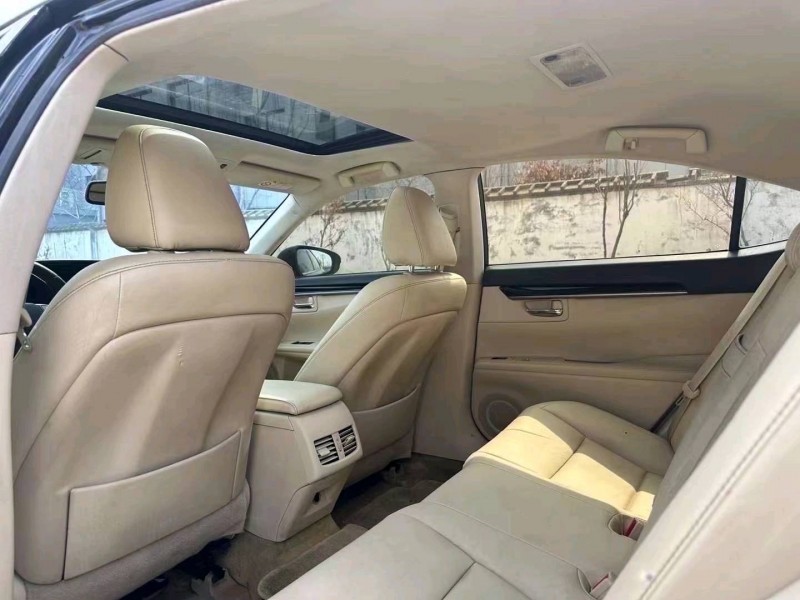 济南14年雷克萨斯ES4