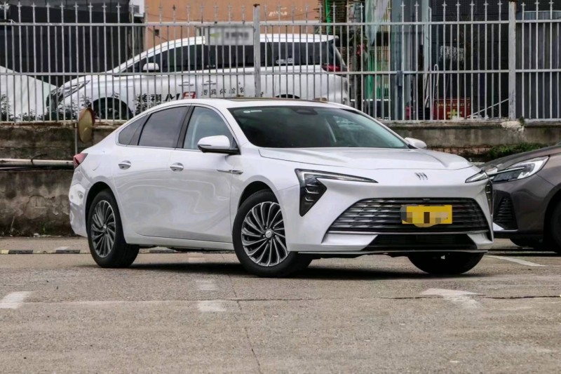 重庆24年别克君越2