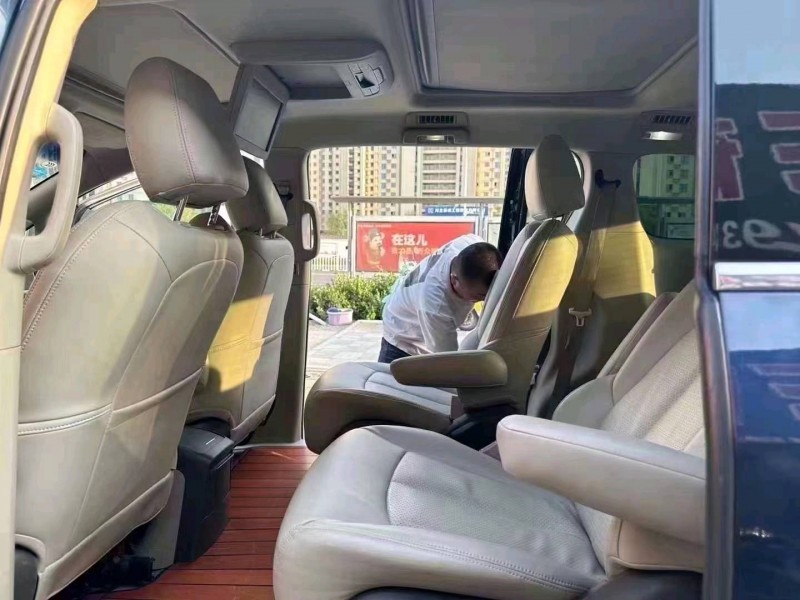 东营13年别克GL83