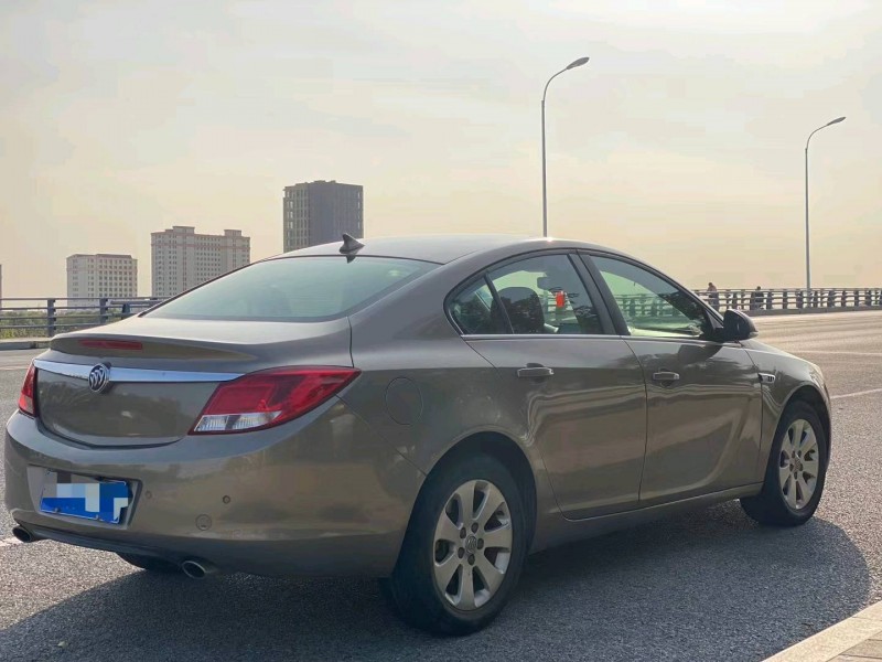 沧州10年别克君威4