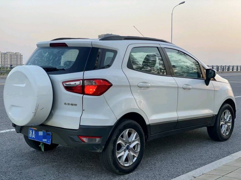 沧州13年福特翼搏9