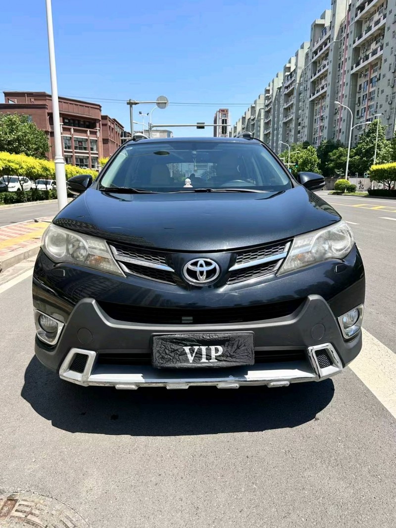 石家庄14年丰田RAV4荣放1
