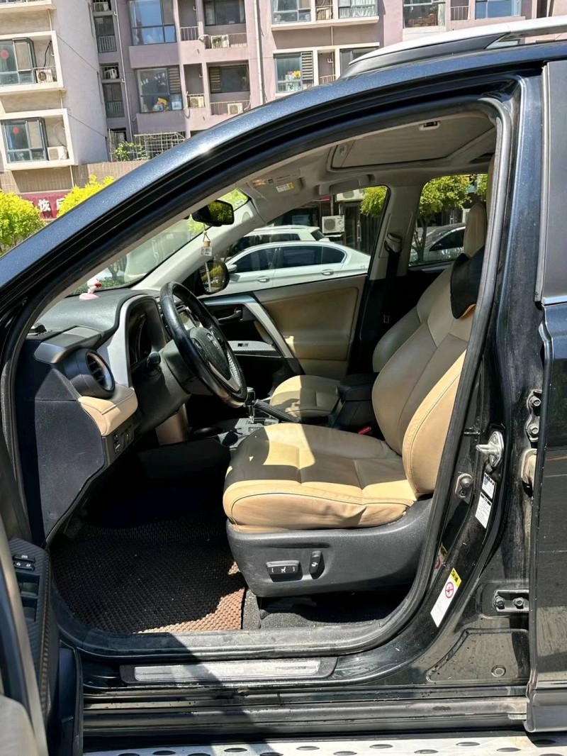 石家庄14年丰田RAV4荣放7